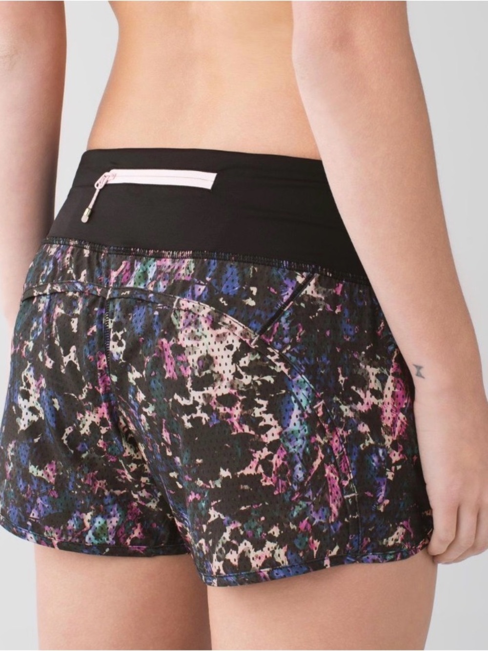 Lululemon Run Times Short *4-way Stretch